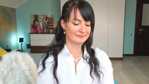 Snapshot of iracherrynow chatting on 11/20/25, 10:04 iracherrynow online show from 11/20/25, 10:04