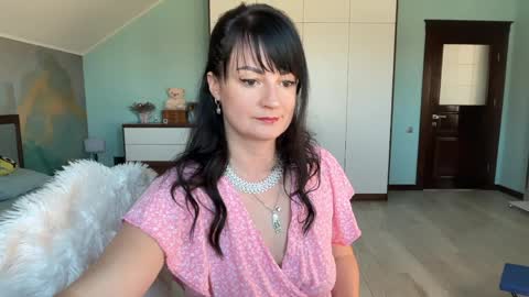 Snapshot of iracherrynow chatting on 04/05/26, 10:12 iracherrynow online show from 04/05/26, 10:12