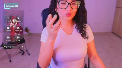 Snapshot of irantzu_hank chatting on 06/07/26, 10:57 Irantzu online show from 06/07/26, 10:57