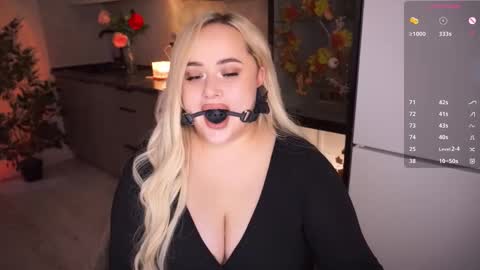 Snapshot of irena_barr18 chatting on 11/23/25, 05:35 Irena Barr online show from 11/23/25, 05:35