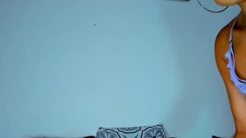 Irene Aguirre online show from 06/08/26, 09:15