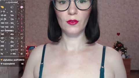 IrenLarasani online show from 12/20/24, 06:08