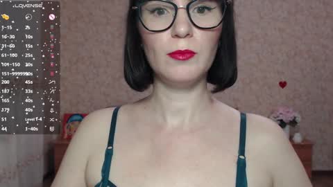 IrenLarasani online show from 01/16/25, 09:16