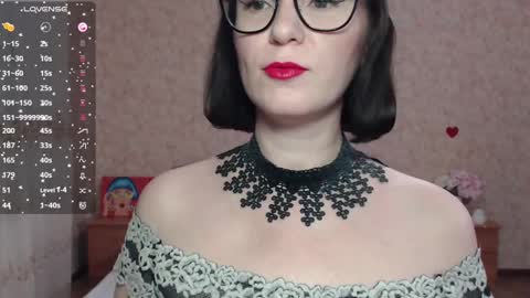 IrenLarasani online show from 02/05/25, 06:13