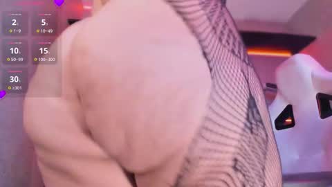 Snapshot of iriisfeitan chatting on 09/26/25, 11:47 iriisfeitan online show from 09/26/25, 11:47