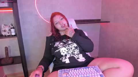 Snapshot of iriisfeitan chatting on 10/26/25, 12:44 iriisfeitan online show from 10/26/25, 12:44