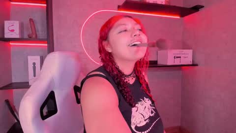 Snapshot of iriisfeitan chatting on 11/19/25, 09:53 iriisfeitan online show from 11/19/25, 09:53