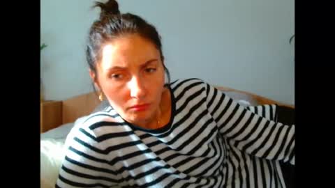 irina online show from 11/27/25, 09:44