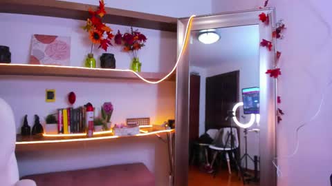 Snapshot of irina_beaux chatting on 03/01/25, 09:26 online show from 03/01/25, 09:26