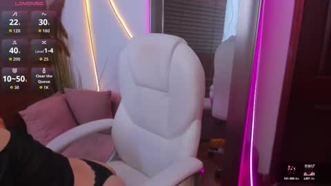    online show from 09/23/25, 10:13