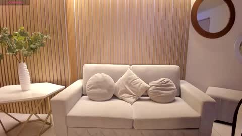 Irina online show from 10/18/25, 11:55
