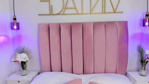 Snapshot of irinasilver chatting on 10/11/25, 08:29 Irina Silver cami online show from 10/11/25, 08:29