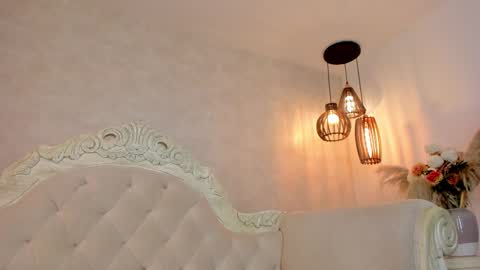 Irinnah Lottus online show from 02/11/25, 01:31