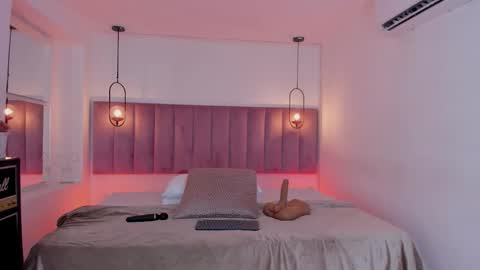 Irinnah Lottus online show from 10/24/25, 11:17