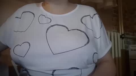 Snapshot of irinnak chatting on 12/01/25, 06:35 IrinnaK online show from 12/01/25, 06:35