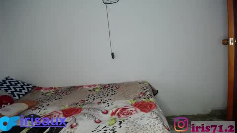 Snapshot of iris712 chatting on 12/06/24, 01:55 iris712 online show from 12/06/24, 01:55