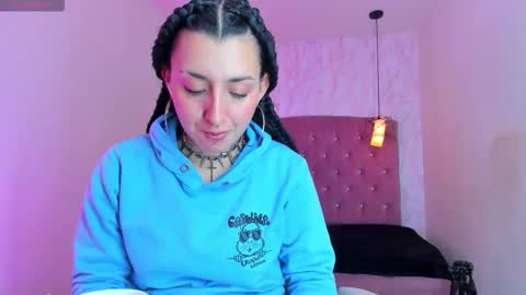 iris_77 online show from 11/29/25, 05:05