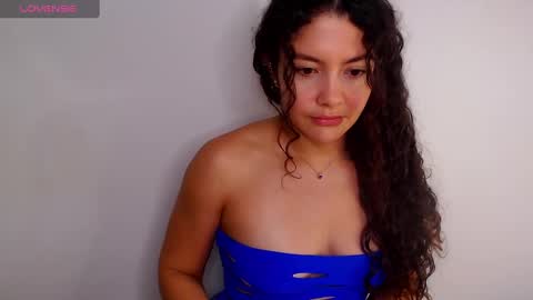 Snapshot of iris_caprice chatting on 02/28/25, 02:53 Instagram iris caprice online show from 02/28/25, 02:53