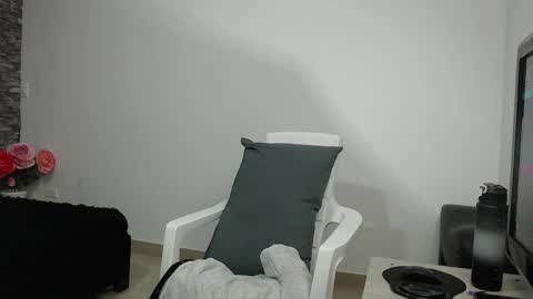 Snapshot of iris_joi chatting on 03/10/25, 02:06 Iirs online show from 03/10/25, 02:06