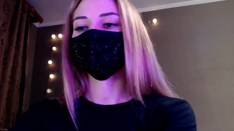 Lily online show from 12/18/25, 02:56