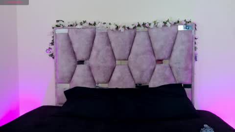 Snapshot of iris_mandarinne chatting on 10/31/25, 06:20 Iris online show from 10/31/25, 06:20