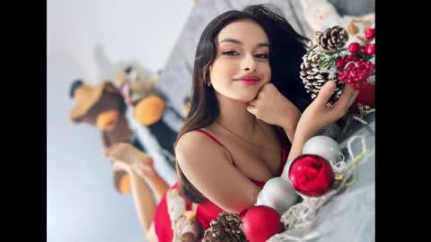 iris felix  online show from 02/08/25, 01:00