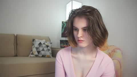 iris_pure online show from 09/10/25, 06:41