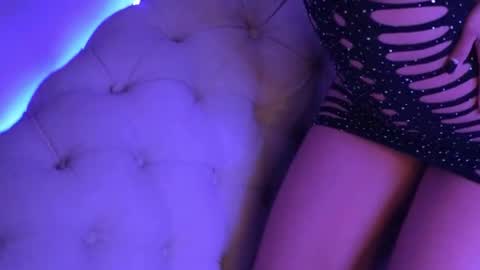 Iris online show from 02/14/25, 11:20