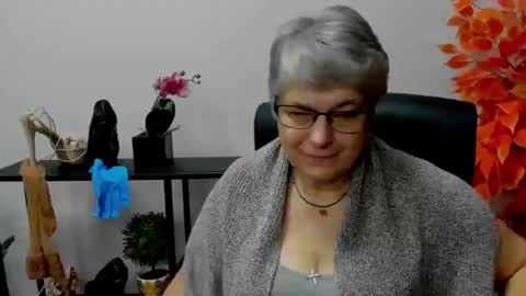 I R I S online show from 12/09/24, 07:39