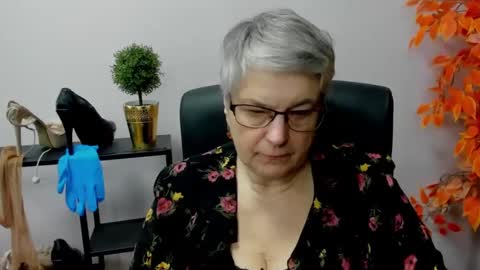 I R I S online show from 01/08/25, 10:59