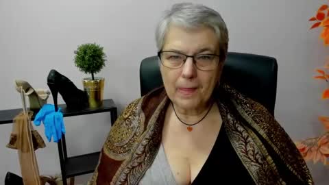 I R I S online show from 01/10/25, 01:52