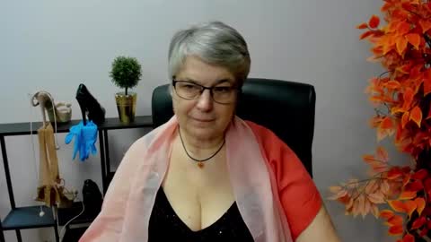 I R I S online show from 01/31/25, 10:31