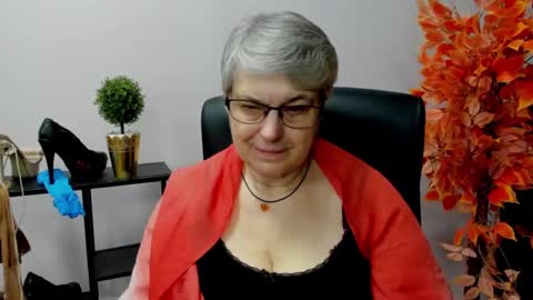 I R I S online show from 02/03/25, 07:18
