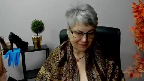 I R I S online show from 02/20/25, 09:00