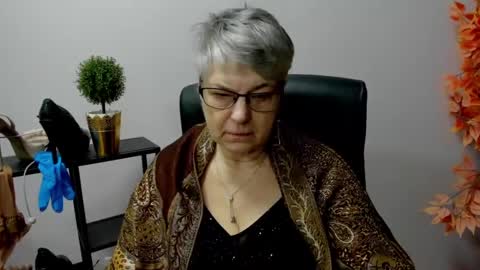 I R I S online show from 02/21/25, 07:23