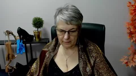 I R I S online show from 02/21/25, 01:33