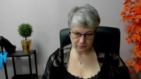 I R I S online show from 03/10/25, 10:48