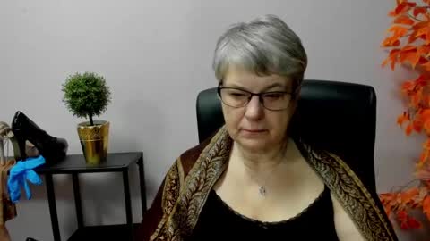 I R I S online show from 03/11/25, 07:26