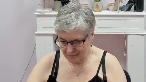 I R I S online show from 03/20/26, 07:13
