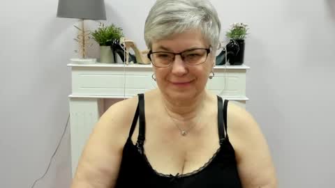 I R I S online show from 03/24/26, 07:02