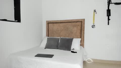 Iris Fit online show from 10/10/25, 01:43