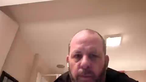 irishanimal61178 online show from 06/26/26, 02:27