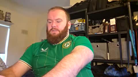 twitter theirishman205 online show from 10/18/25, 11:33