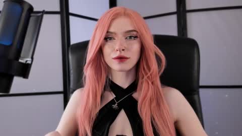 Miss Iris Fansly Miss Iris new inst.  online show from 02/27/25, 11:10