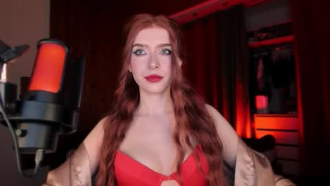 Miss Iris Fansly Miss Iris new inst.  online show from 10/04/25, 07:23