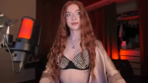 Miss Iris Fansly Miss Iris new inst.  online show from 10/14/25, 03:57