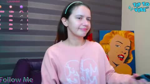 Iris online show from 10/08/25, 02:20