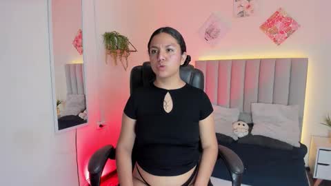 Snapshot of iriss_5 chatting on 11/02/25, 03:42 Iris online show from 11/02/25, 03:42