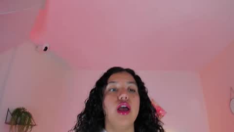 Snapshot of iriss_5 chatting on 11/26/25, 03:29 Iris online show from 11/26/25, 03:29