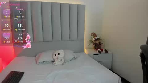 Snapshot of iriss_5 chatting on 11/30/25, 03:21 Iris online show from 11/30/25, 03:21